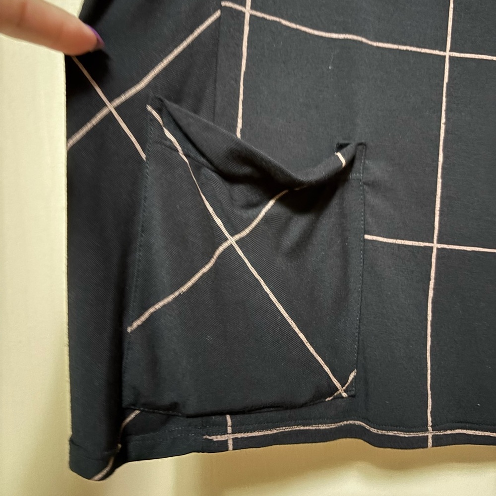 Allison Izu Blouse - Picture 2 of 3